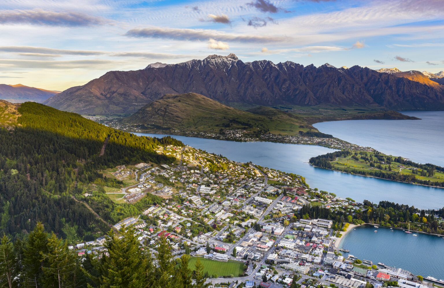 Queenstown istock 491114280 sml