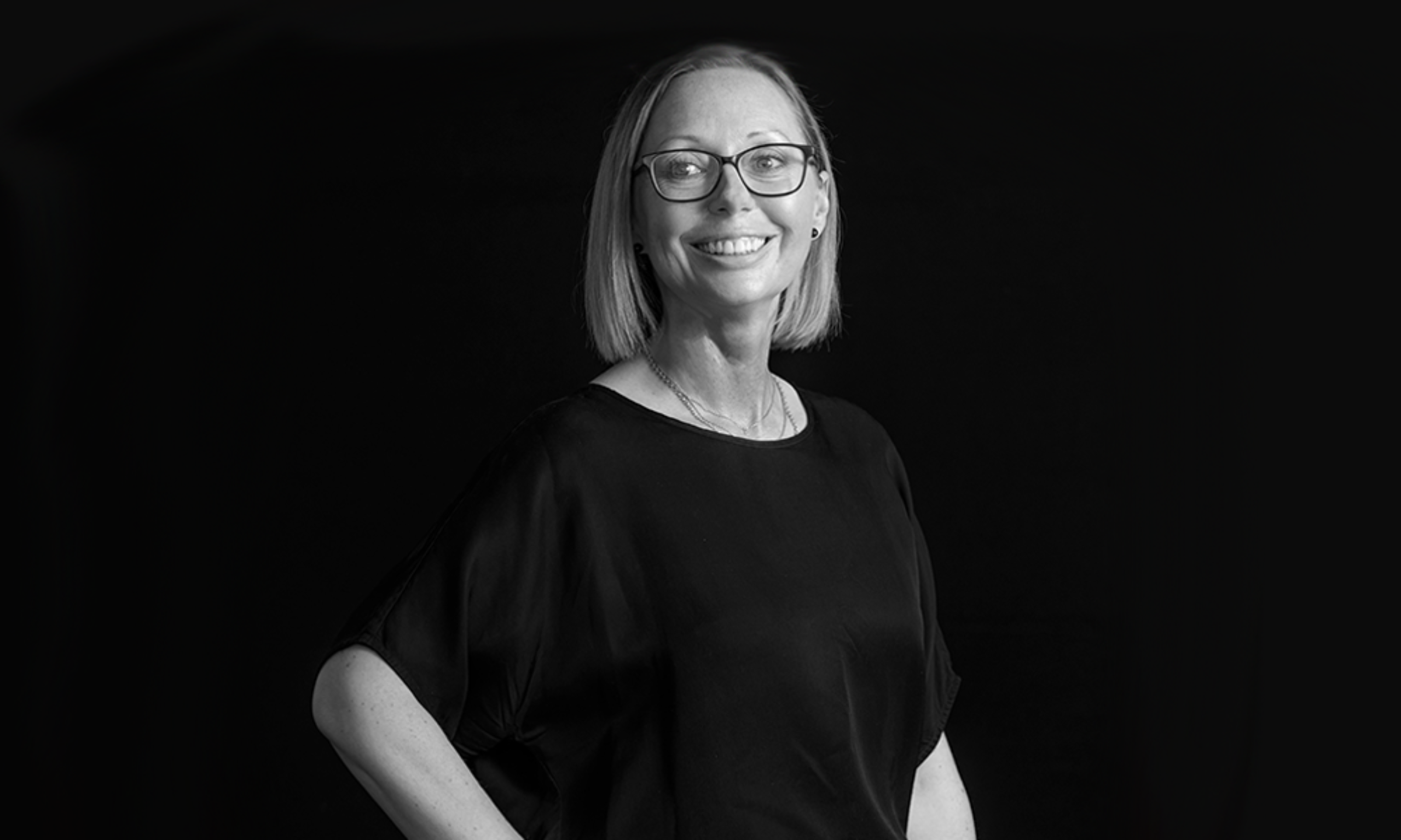 Lisa VT Mahi Tahi Q4 25 Black BG